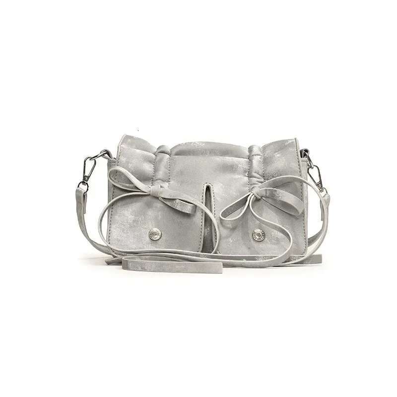 2025 Summer Fashion Women's Elegant Pleated Small Square Handbag - A Minimalist, Trendy Niche Single Shoulder Bag