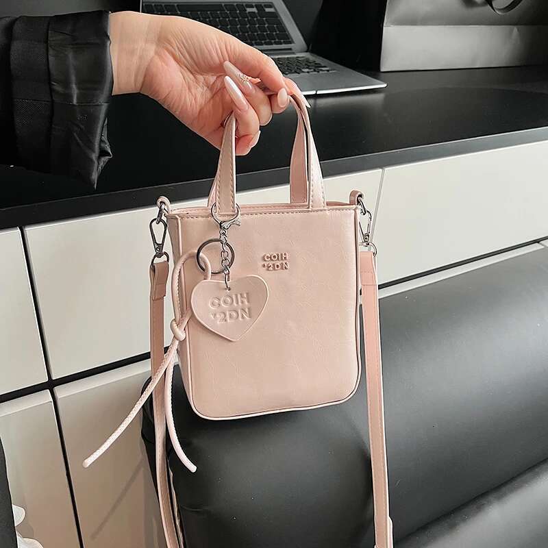 Crocodile-Emed Handbag, Structured Top Handle Bag With Detachable Shoulder Strap & Lock Closure