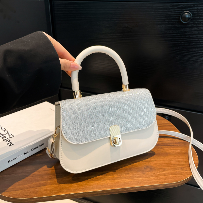 New Free Delivery Designer Bag 2025 Spring New Lock Fashion Splicing Women's Trendy Cross Shoulder Square Bag Small Luxury Bag Fragrant Style