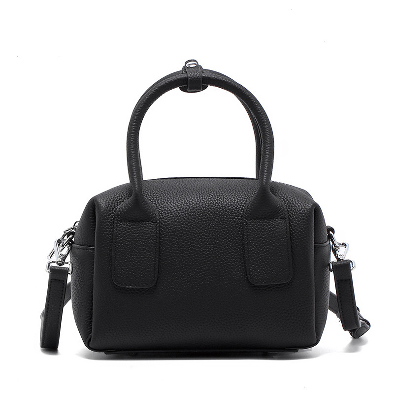 2025S designer niche design women Boston handbag new fashionable casual shoulder simple and versatile commuting crossbody bag