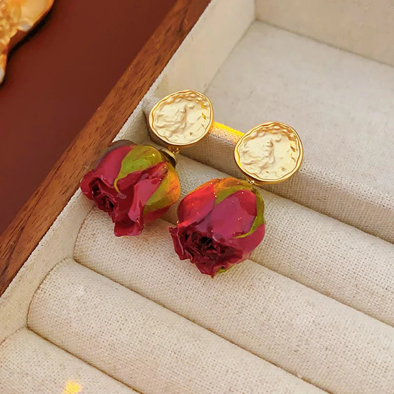 Roses Flower Pendant Earrings European American Style Personalized Fashion Stud Earrings Ladies Girls Travel Wedding Accessories 250515