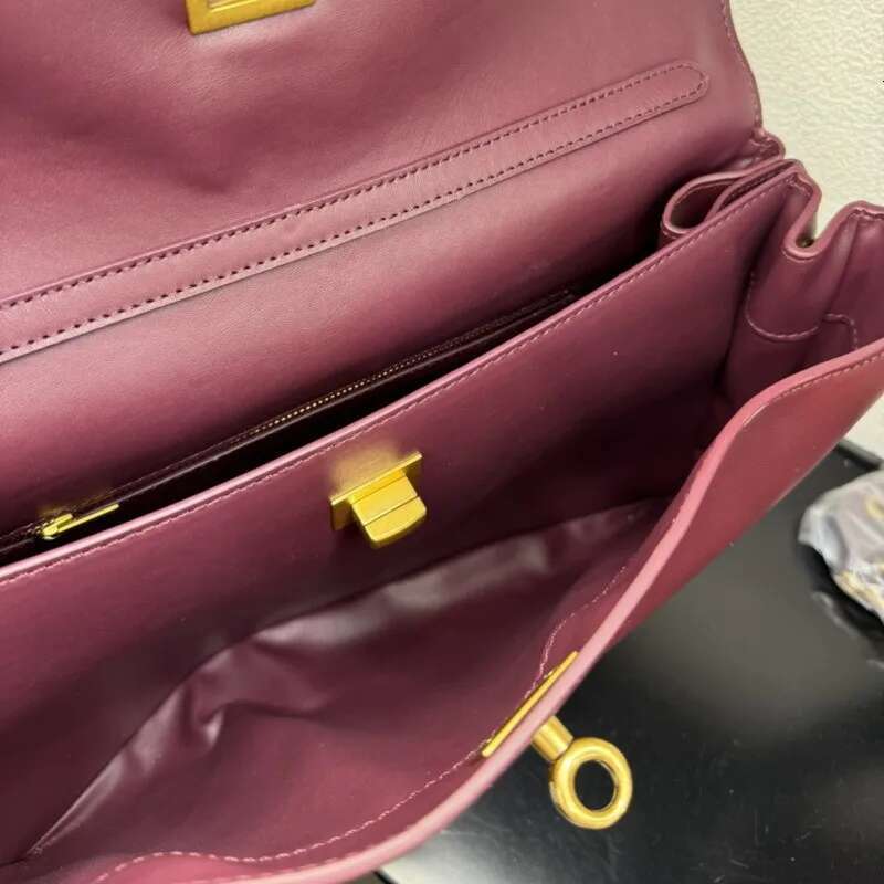 New Commuter Style Rodeobag Crossbody Cow Pitot Bag For Women Large Capacity Premium Underarm Bag