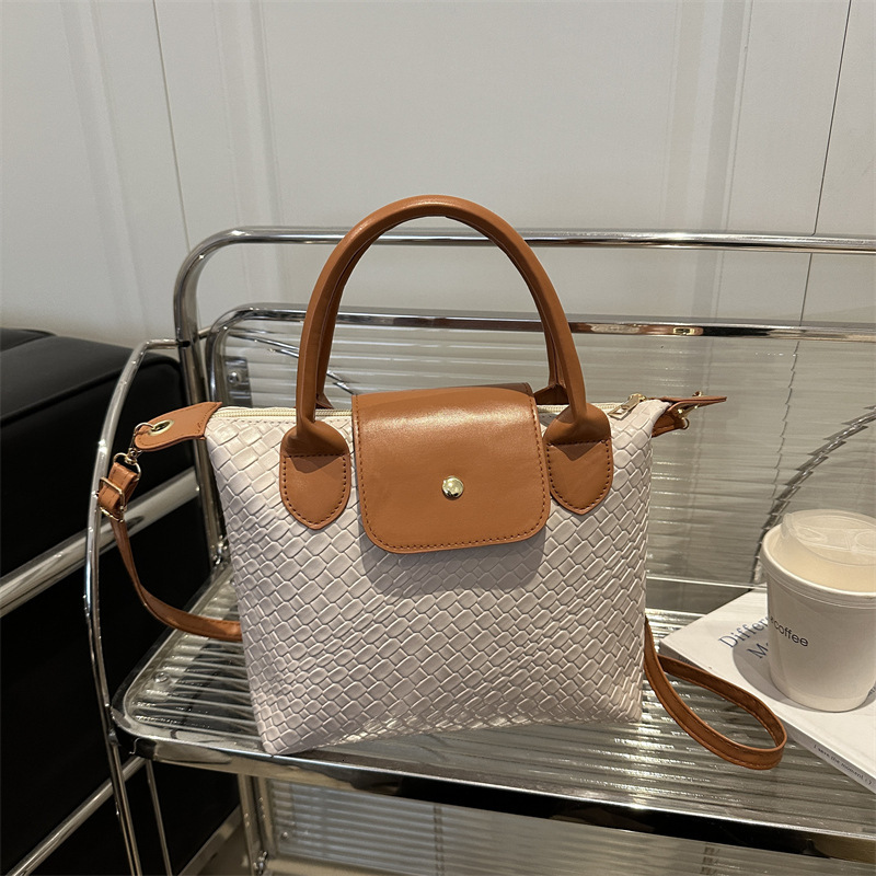 Knitted Pattern For Women 2025 New Fashionable Commuter Simple Handbag PU New Free Delivery Designer Bag Texture Trendy Single Shoulder Luxury Bag Cro
