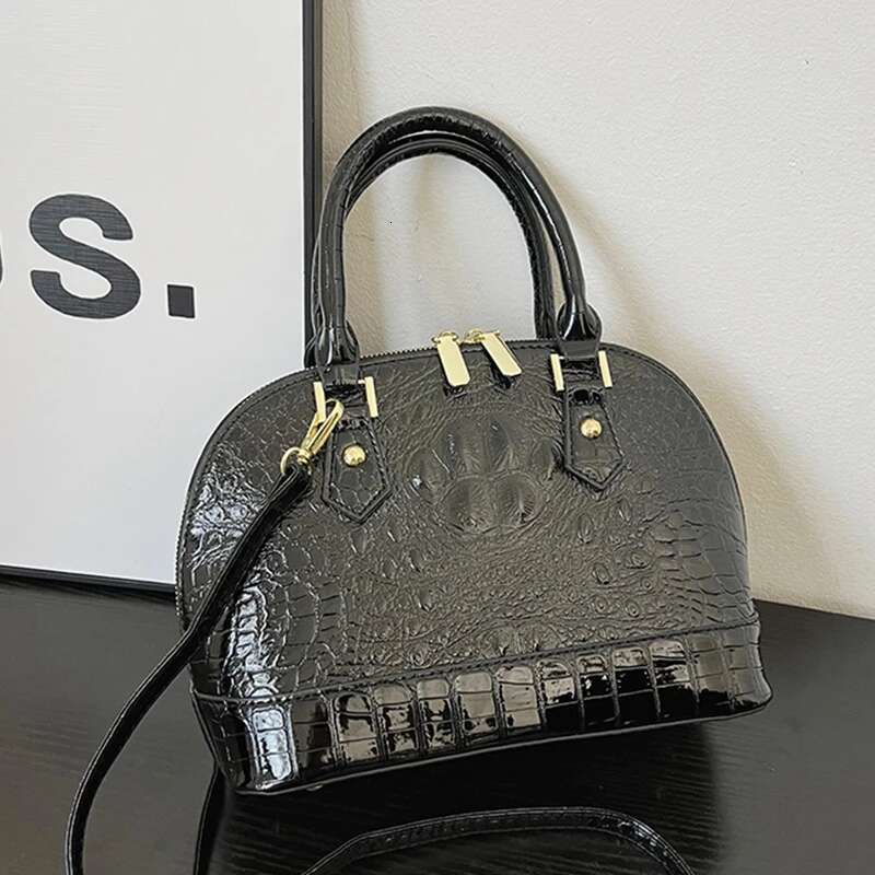 Women's Exquisite Shoulder Handbag Crocodile Pattern Pure Color Shopping Casual Shell Bag PU Leather Female Tote