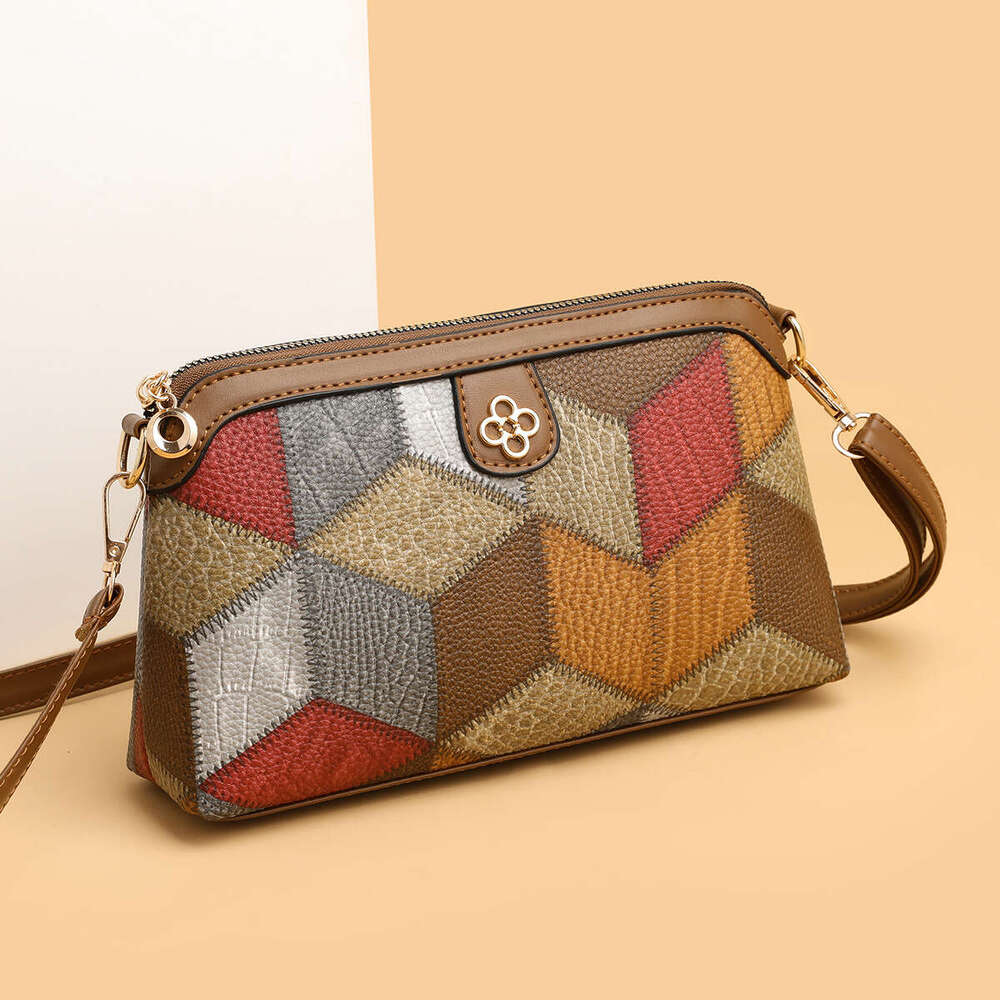Design Bohemian crossbody niche ethnic design, women's single shoulder spliced color crossbody, change phone bag, 2025 new casual fashion trend