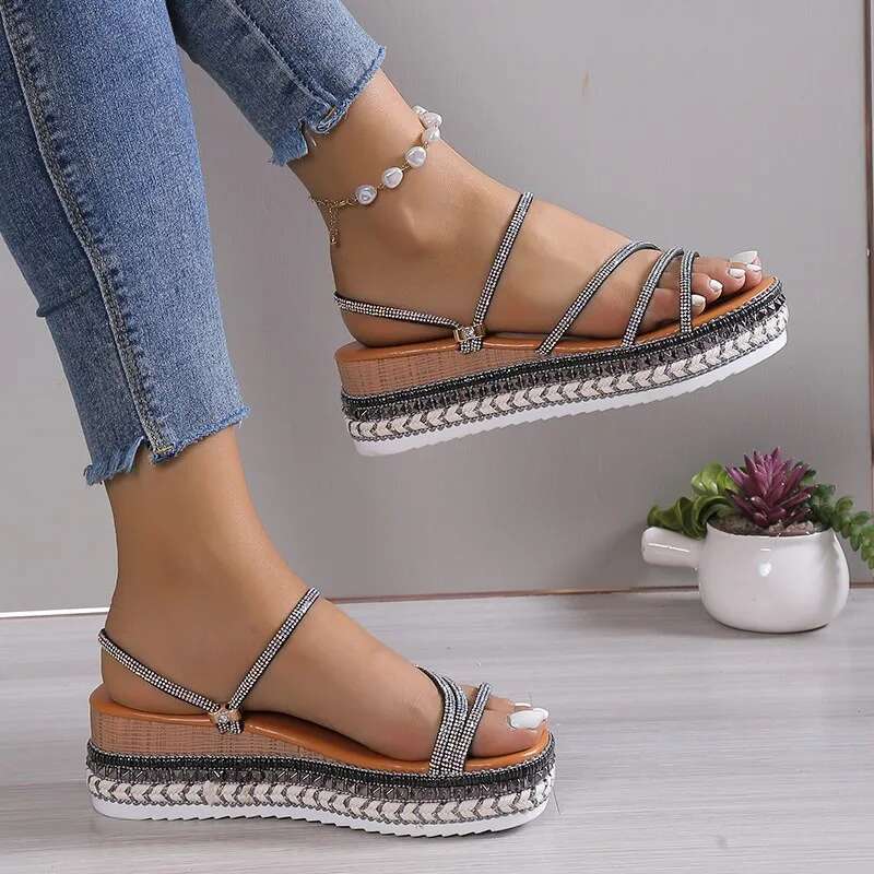 Slippers Gold Platform Shoes for 2025 Low Designer Soft Fabric Rome Slides Women Sandals