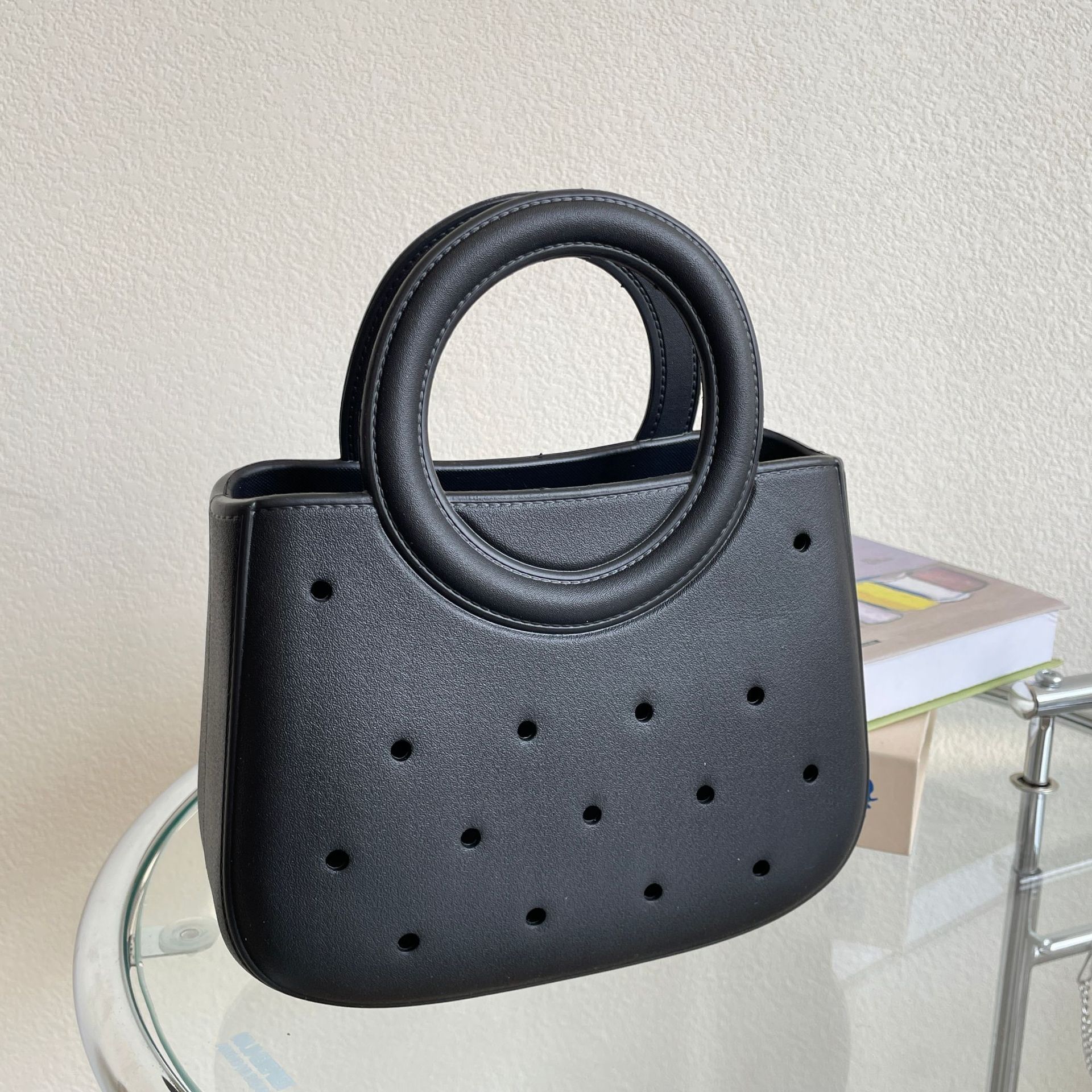 EVA Solid Color Hole Waterproof Storage Vegetable Basket Beach Bag Fashionable Hollow Travel Handbag