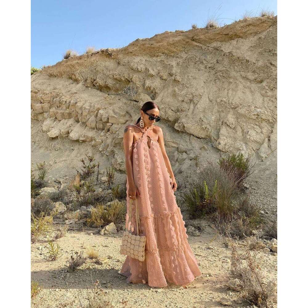 2023 Fashion Hanging Neck 3D Flower Floor mopping Cake Lace Long Dress