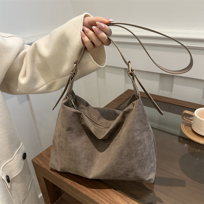 Free Delivery Designer Bag Ladies' Commuter Shoulder 2025 Winter Versatile Ins Popular This Year Large Capacity Tote Bag For Women Luxury Bag