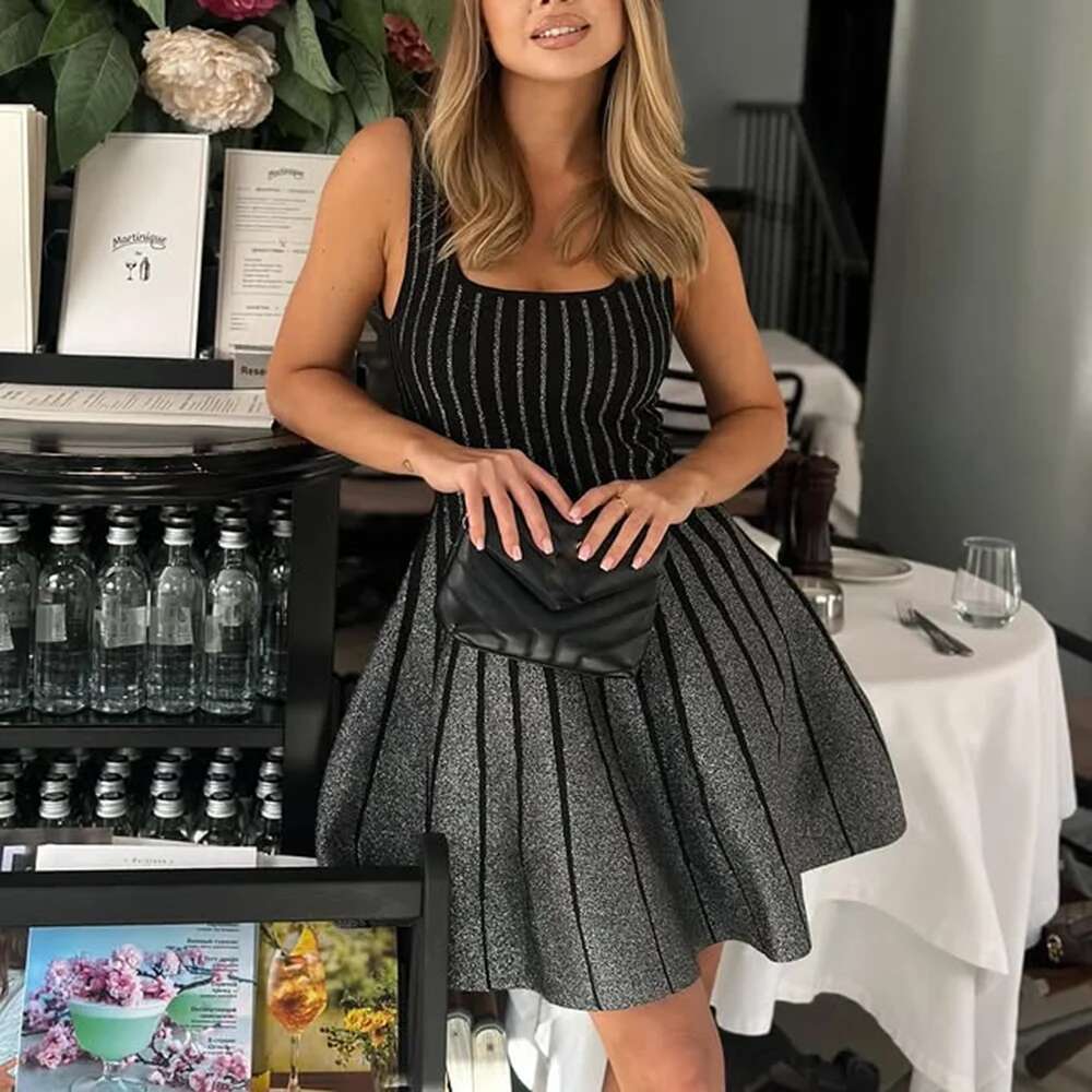 TWOTWINSTYLE Hit Color Slimming Mini Dresses For Women Square Collar Long Sleeve High Waist Minimalist Dress Female Fashion New