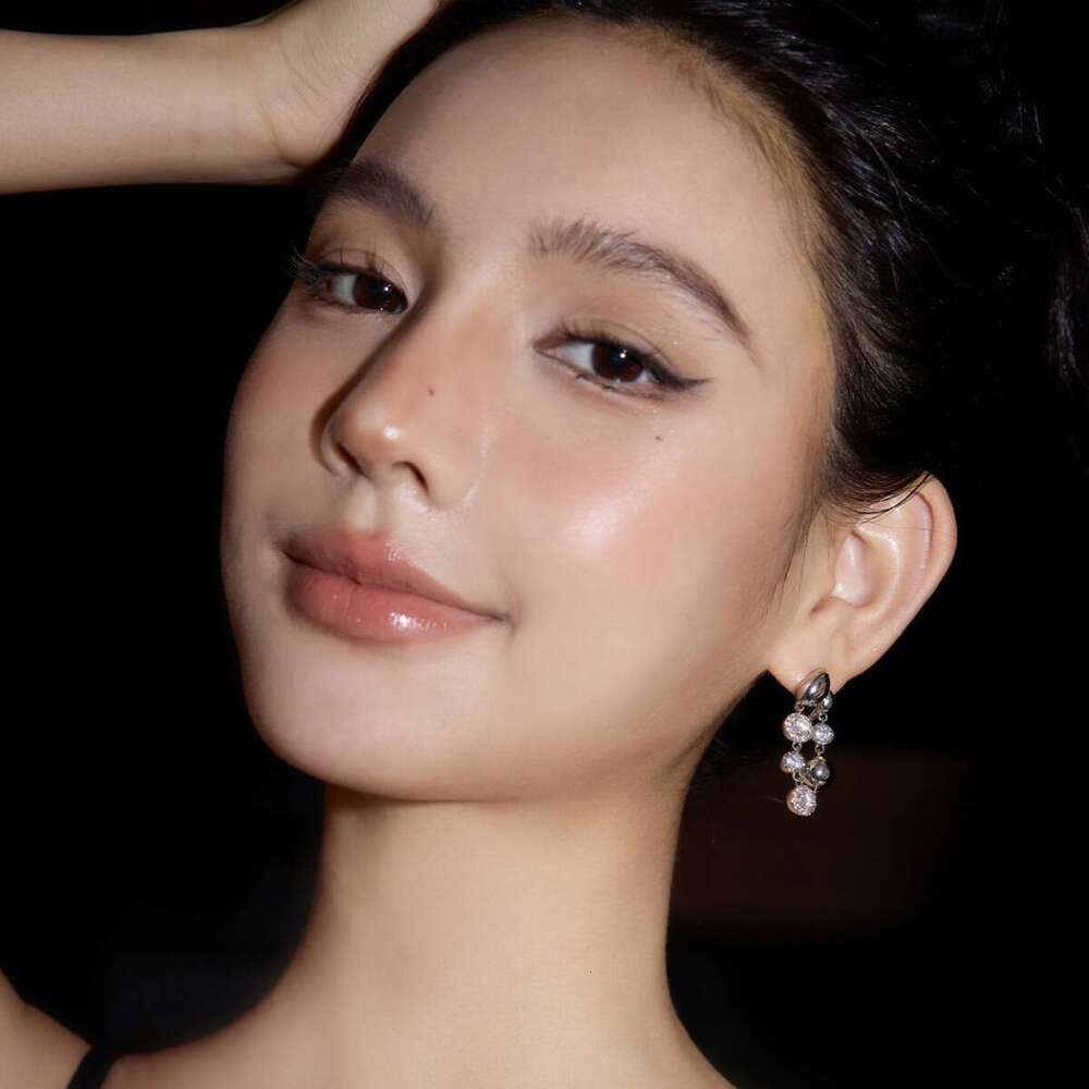 Boonee alus 2024 new two-piece earrings, light high-end round zircon versatile earrings