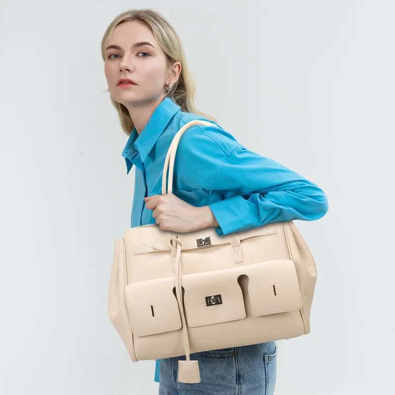 Designer Large Capacity Black PU Leather Tote Women's Underarm Bags Multipocket Shoulder Bag Lady Commuter Handbag