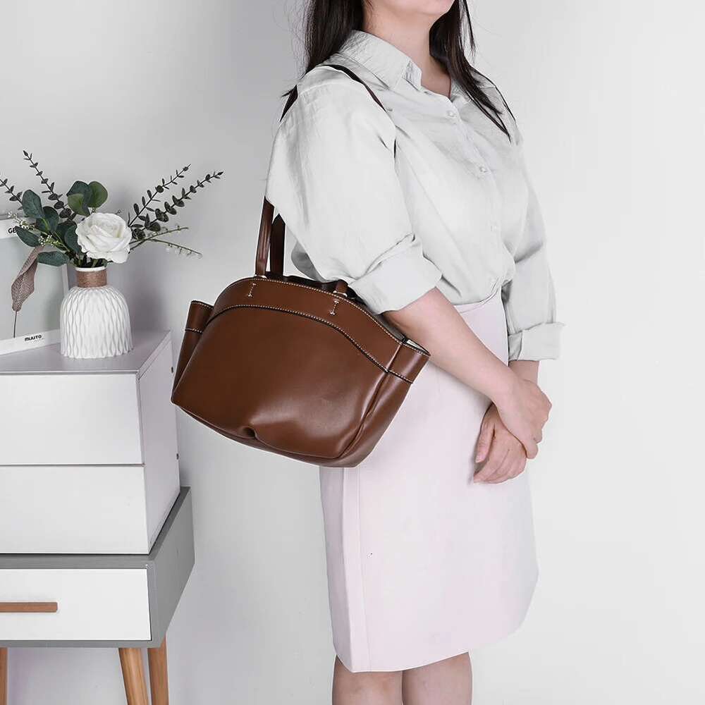 Tote for Women Large Capacity Handbag PU Leather Casual Commuting Shopping Travel Bag