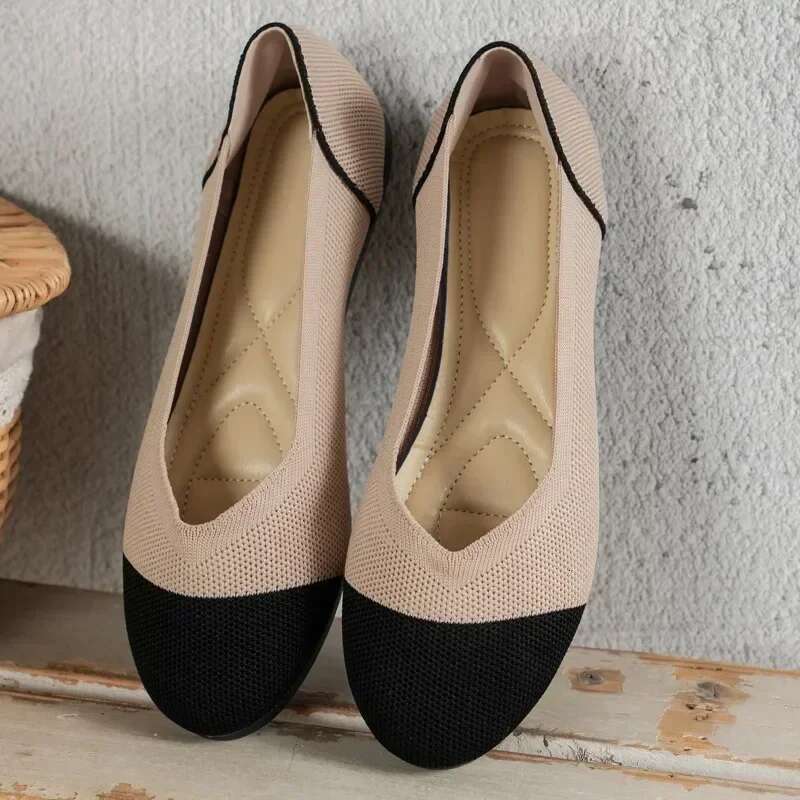 Breathable Mesh Flat New Pionted Toe Women's Slip on Casual Outdoor Plus Size Light Walking Shoes for Women