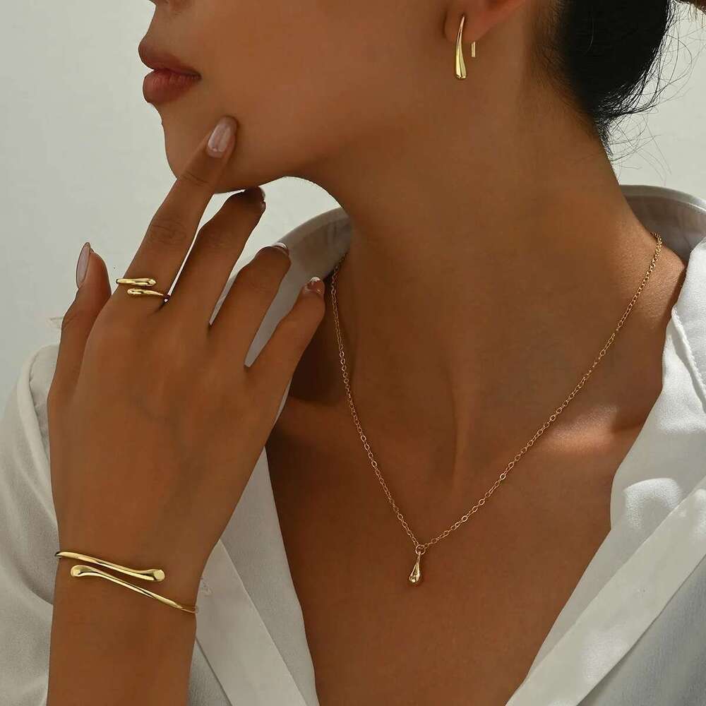 4Pcs Sterling Sier Water Drop Earring Ring Bracelet For Women Elegant Four-Piece Jewelry Set Party Wedding Gift