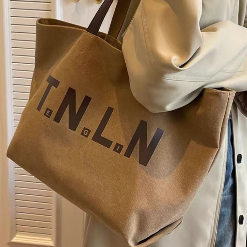 New large capacity women's canvas bag versatile for work and commuting high-end fashion one shoulder designer handbag retro style tote bag fashio