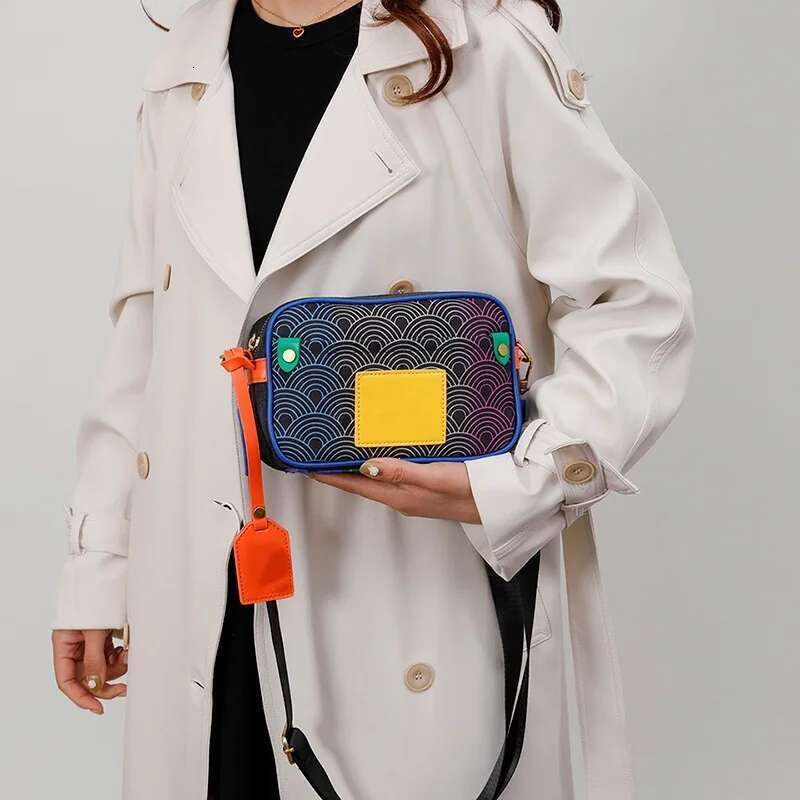 Spring And Summer New Small Square Texture Wide Shoulder Strap Bag, Women's Gradient Printed Camera Bag