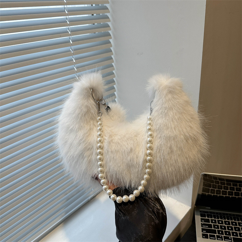 Free Delivery Designer Bag 2025 New High End Furry Temperament Autumn And Hand Held Single Shoulder Pearl Chain Winter Stylish Versatile Plush Luxury 