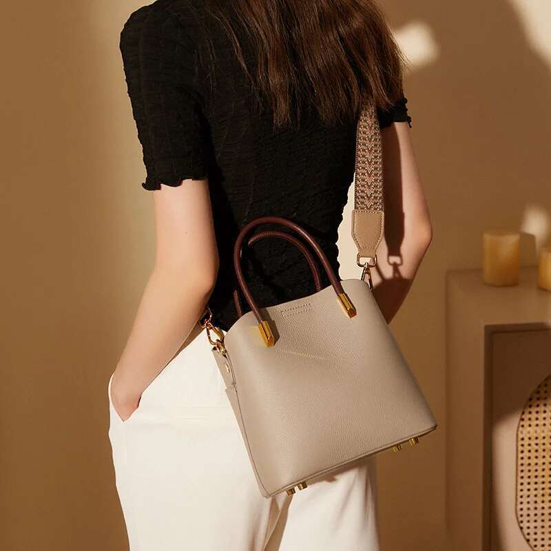 Genuine Leather Women's Bucket Bags Top Designer Women Handbag Cowhide Two Shoulder Strap Crossbody Bag
