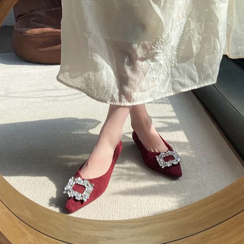 2025 Spring and Autumn New French Fashion Red Pointed Suede Water Dia Shallow Mouth Flat Casual Women's Shoes