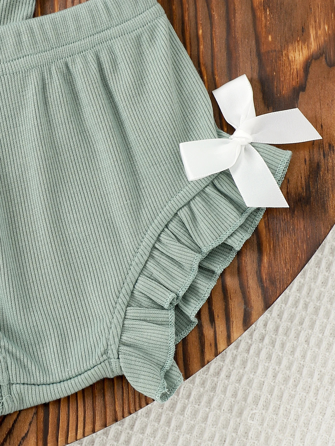 0-3 Year-Old Girls Summer Sweet And Cute Style Green Suspender Suit And Shorts Set 250515