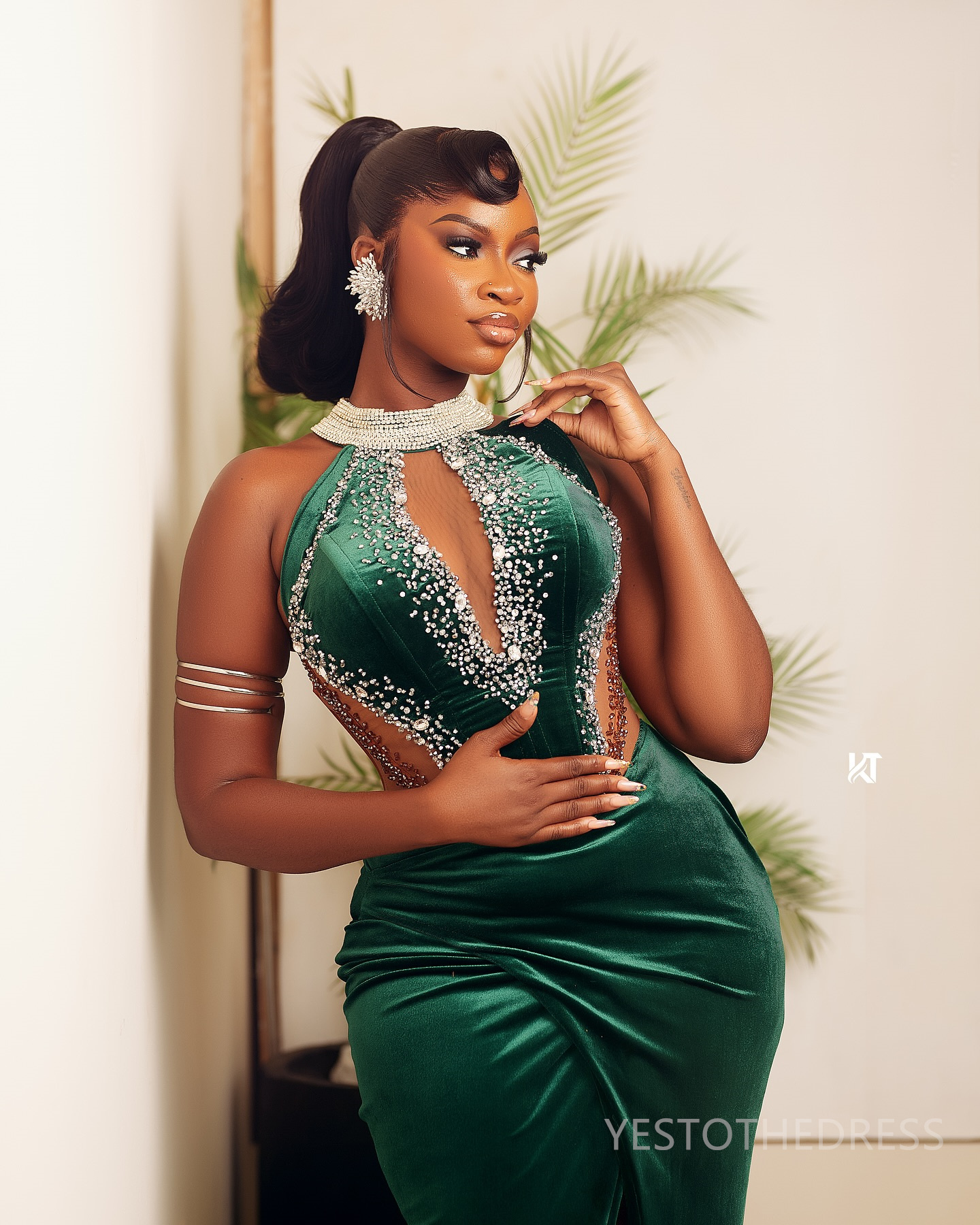 2025 Plus Size Aso Ebi Prom Dress Mermaid Prom Dresses Evening Formal Gowns Feathered High Neck Side Split Velvet Beaded Birthday Dress Second Recepti