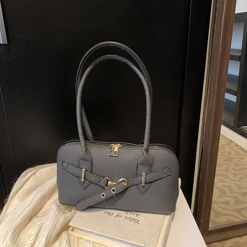 Luxury Bag Women's New Free Delivery Designer Bag Pillow 2025 New Personalized Niche Design Shoulder Large Capacity Fashionable Underarm Bag Vers