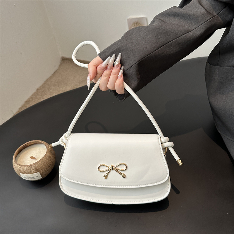 Free Delivery Designer Bag Korean Underarm For Women 2025 New Trendy Fashionable Hand Held Small Square With Niche Design And Western Style Crossbody 