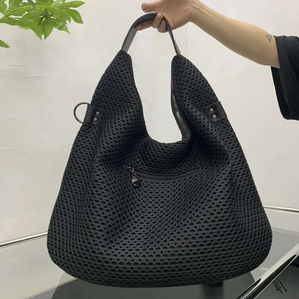 Retro mesh handbag, capacity shoulder punk style rivet stray bag, large women's bag