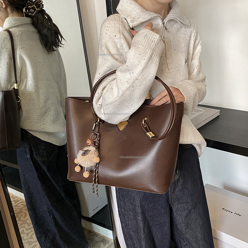 Free Shipping Designer Bag Large Capacity Fashionable Single Shoulder Women's Bag New Minimalist Two-piece Work Leisure Commuting Handbag Shoppin