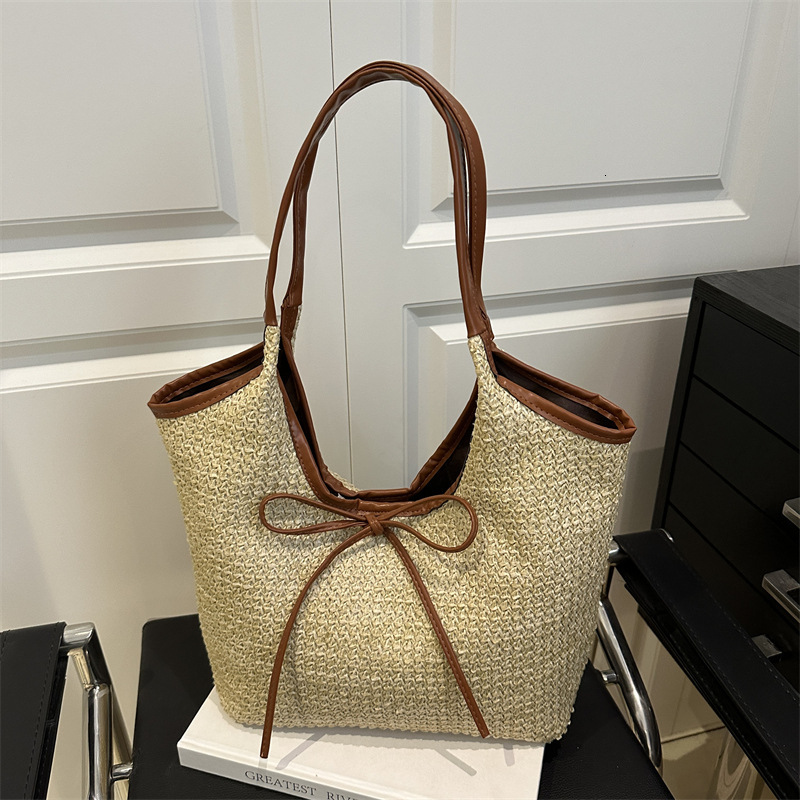 Korean Luxury Bag Niche Highend Handbag For Women's Spring And New Free Delivery Designer Bag Summer 2025 New Style Spliced Woven Commuting Tote 
