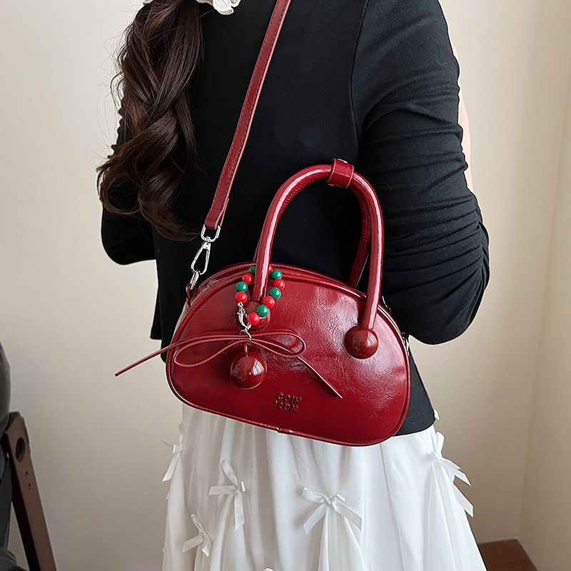 High end fashion versatile hand-held pillow for women 2025 new style exquisite and simple solid color single shoulder crossbody bag