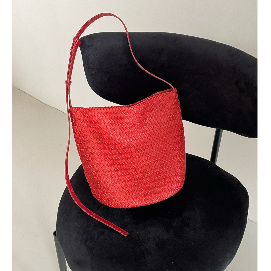 2025S designer top layer cowhide hand woven new light fake style shoulder bucket women genuine leather crossbody bag