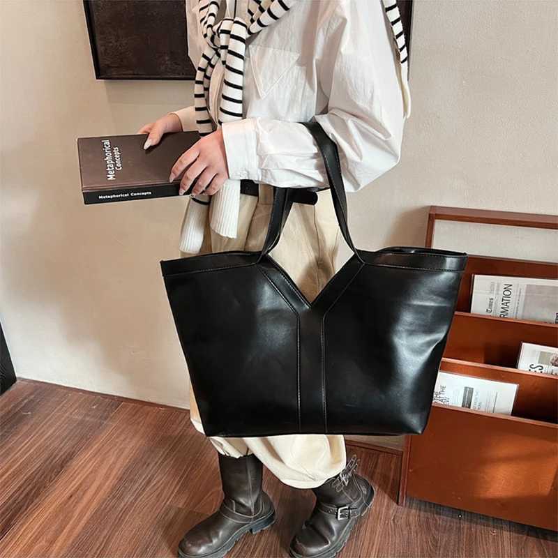 Fi Large Capacity Tote Bag 2025 New Y-shaped Leather Handbag Cmuting Shoder Bag High-end Trendy Casual Wen Armpit Bag Z250516
