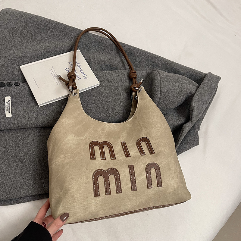 Free Delivery Designer Bag Korean Style Trendy For Women 2025 New Fashionable Casual Hand With Personalized Texture Armpit Luxury Bag