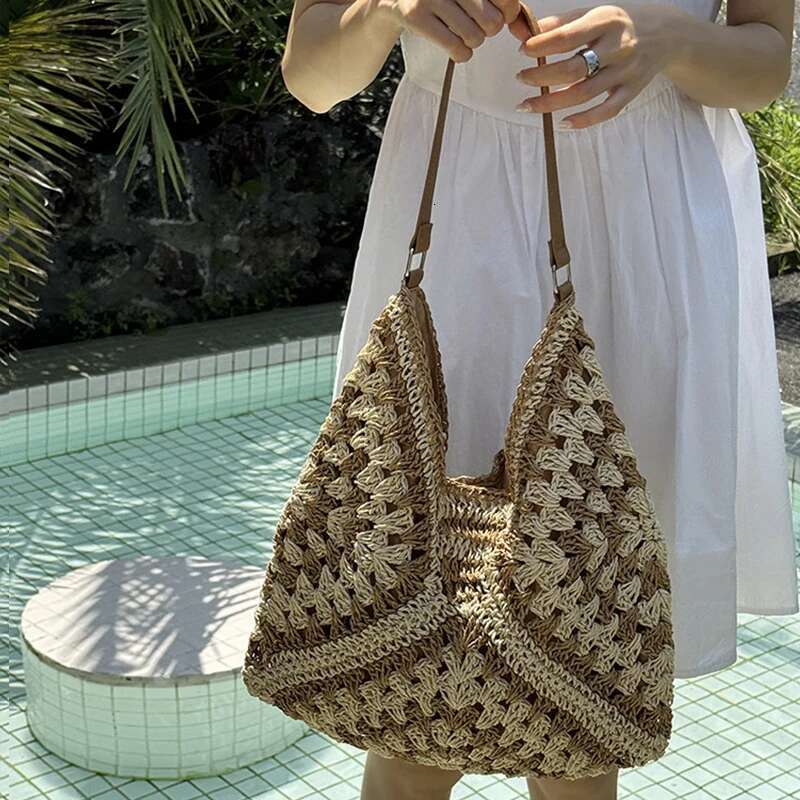 Summer Beach Straw For Women Hollow Out Female Vacation Shoulder Bags Hand Woven Seaside Tote Bag Ladies Knitted Handbags