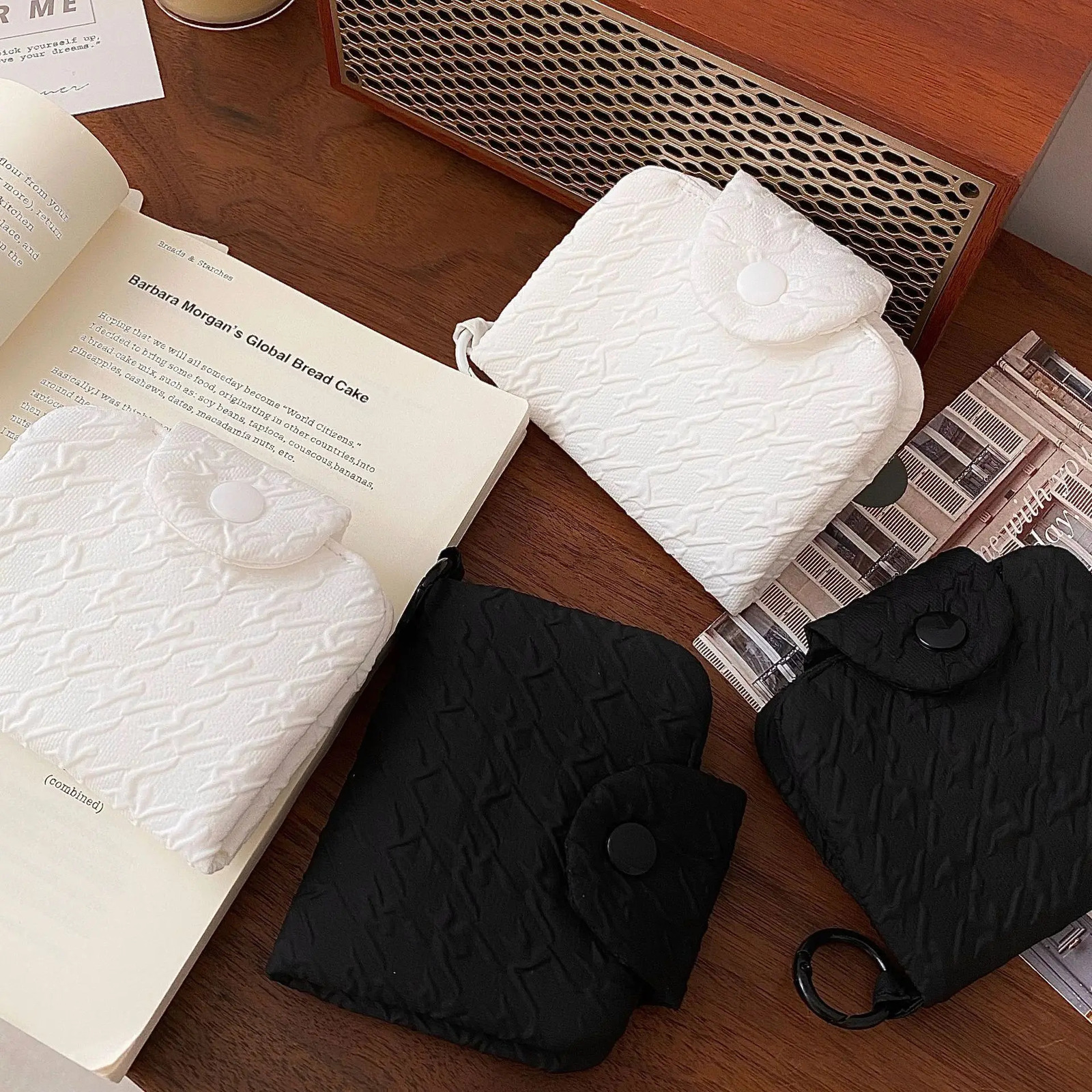 1pcs lady wallet wrinkled Coin Purse Large Capacity Short Wallet Chic Snap Card Holder Portable Mini Storage Bags Key case 250515