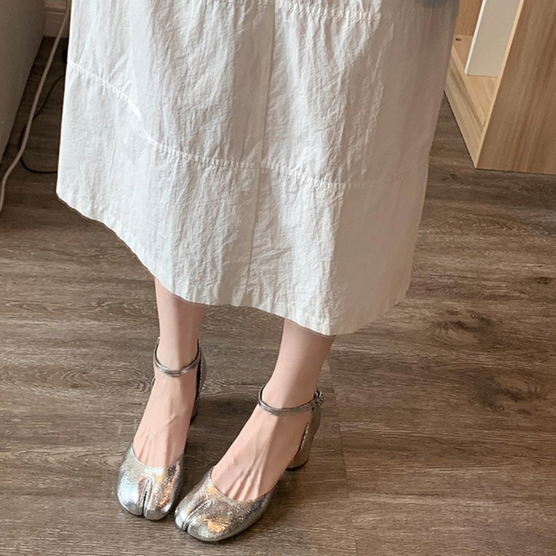 Women's Split-Toe Tabi Style Chunky Heel Party Sandals with Ankle Strap - Elegant Design