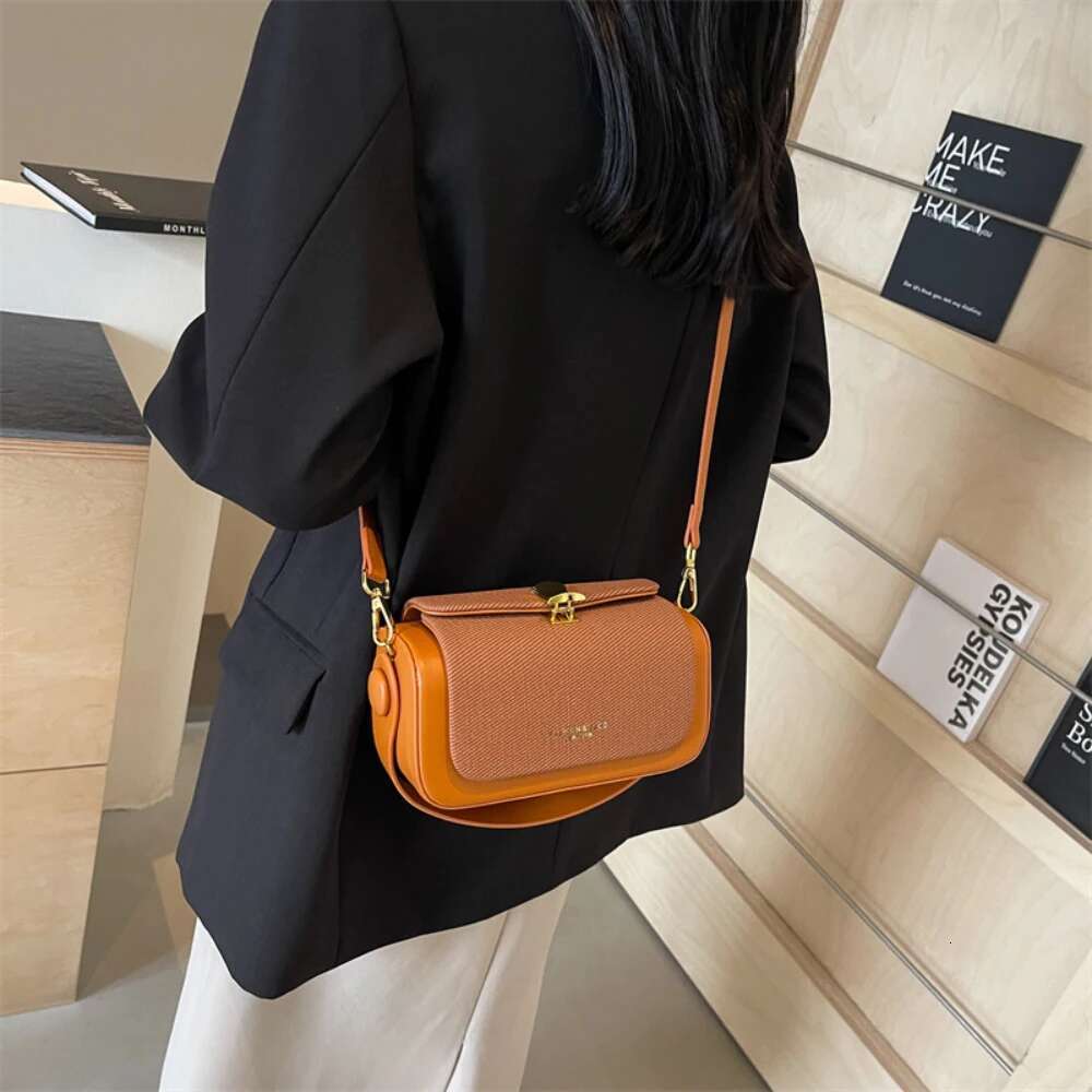 Women Trendy Square Crossbody Bag 2025 New Fashion Patchwork Ligh Buckle Single Shoulder Bags Delicate Commute Handbags