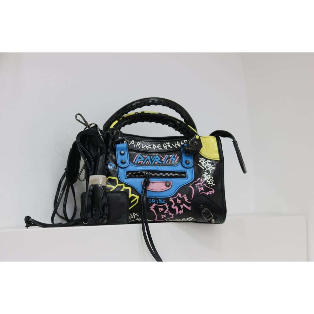 Graffiti Bag Over Migration With PU Material
