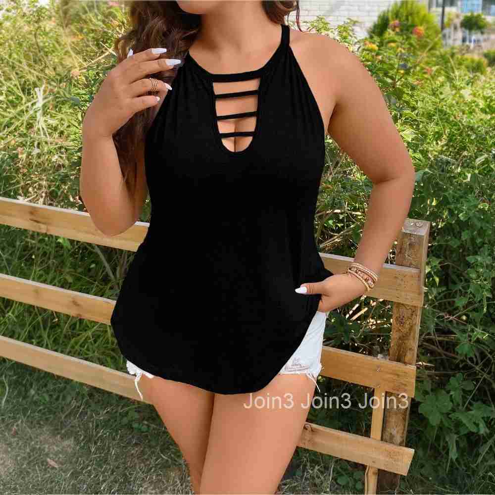 Plus Size Womens Sexy Minimalist T-shirt for Spring and Summer Slim Fit and Slimming Top