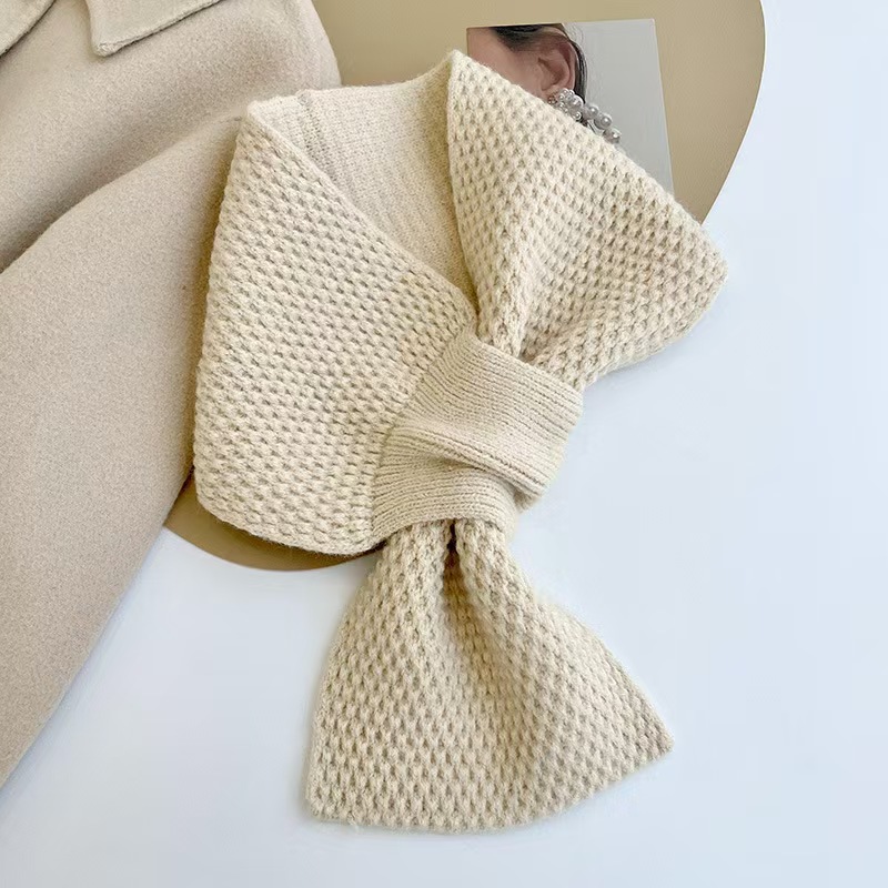 T717 autumn and winter cross warm wool knitted small scarf female Korean version all-match lazy short solid color neck protection small scarf trend