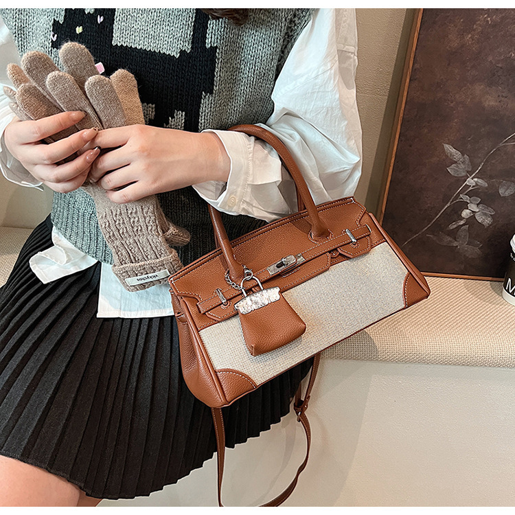 2025 Women's Splicing Color Contrasting Handbag Designer's New Fashionable Linen Cross Shoulder Strap Buckle Crossbody Bag Large Capacity Fr