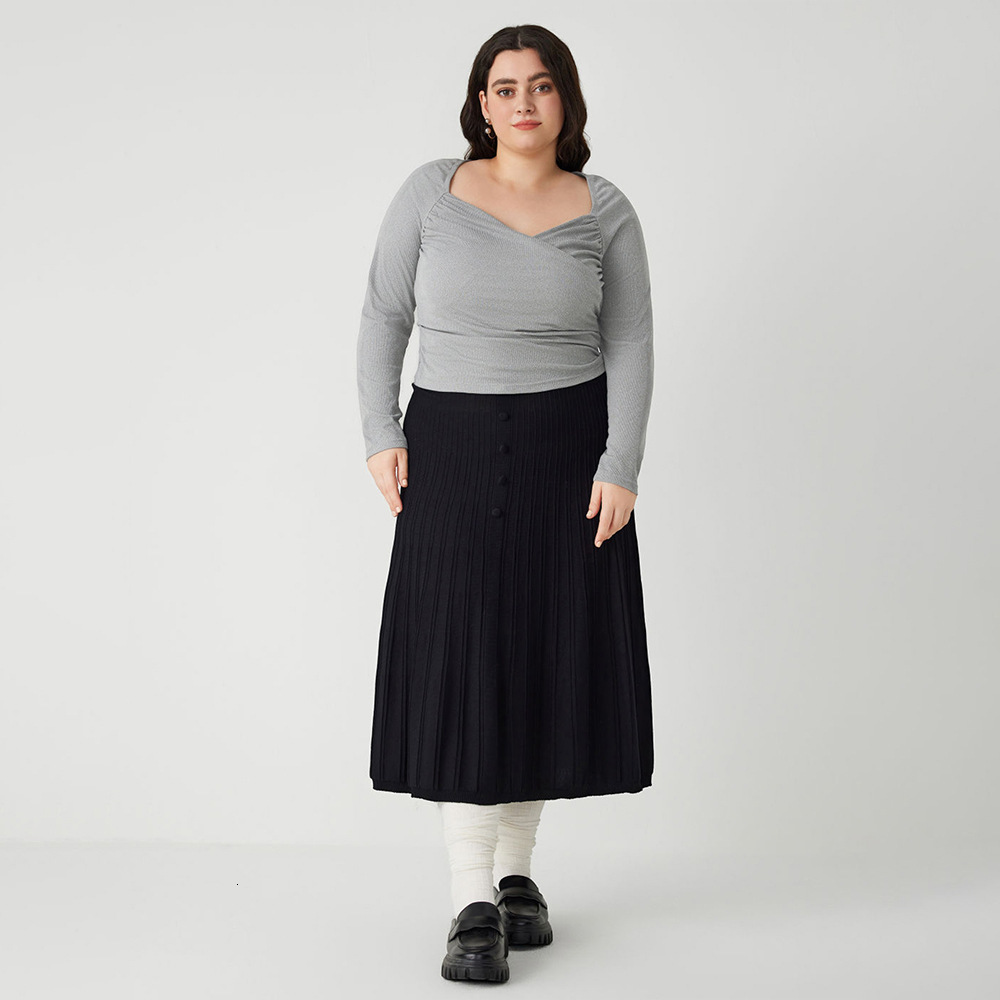 Plus Size Womens Elegant and Intellectual Style T-shirt Autumn and Winter High-end Fashion Temperament Top