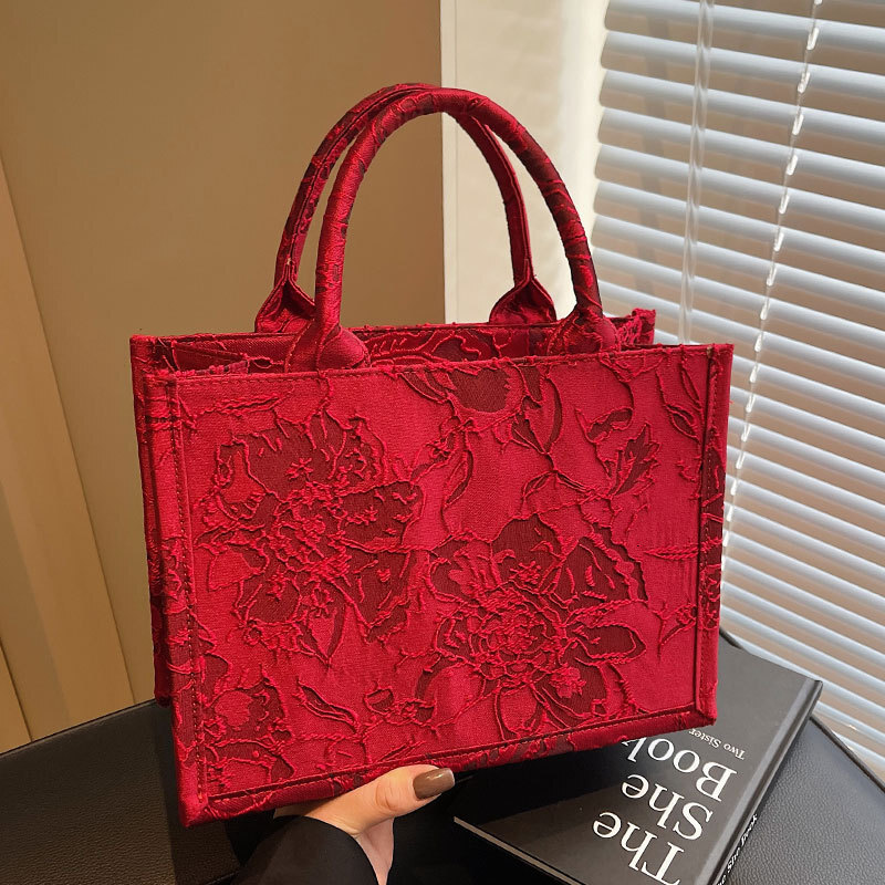 New Bag Embossed Embroidery Handheld Red Wedding Gift Designer Fashionable Large Capacity Exquisite Bridal Bag Available for Daily Use Underarm Tote B
