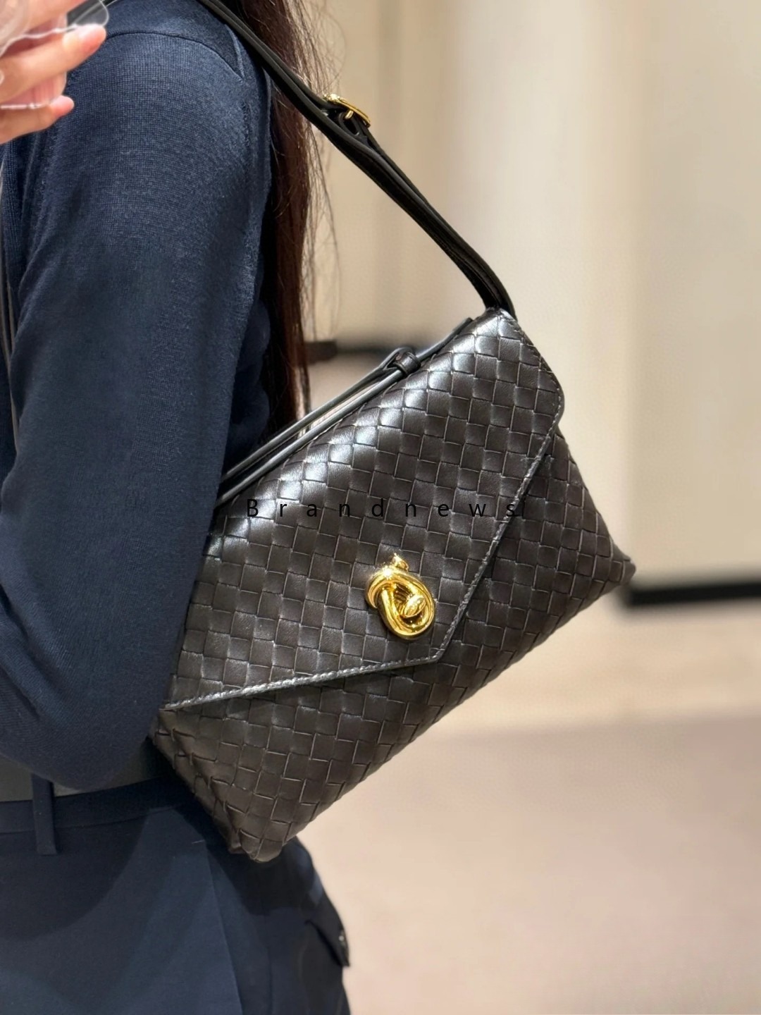 Real Shoulder Bags Lock Crossbody Leather Top Handle Knot Closure Handmade Envelope Style Wallet Designer Sling Bag Purse Clutch 3194
