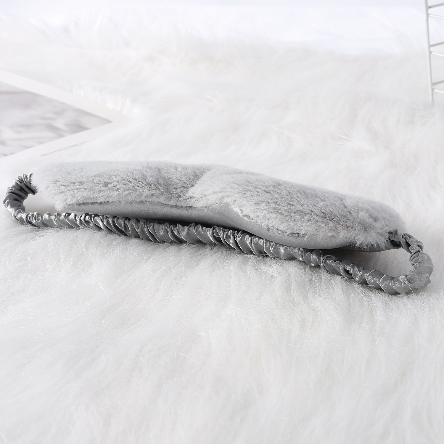 Little rabbit hair blackout sleep plush breathable imitation silk autumn and winter skin friendly eye mask