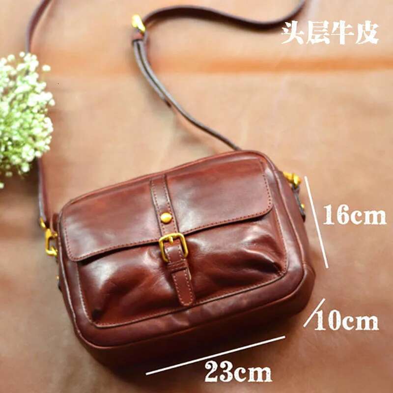 AETOO Niche design high-grade leather retro messenger small bag handmade first layer cowhide personality single shoulder cro