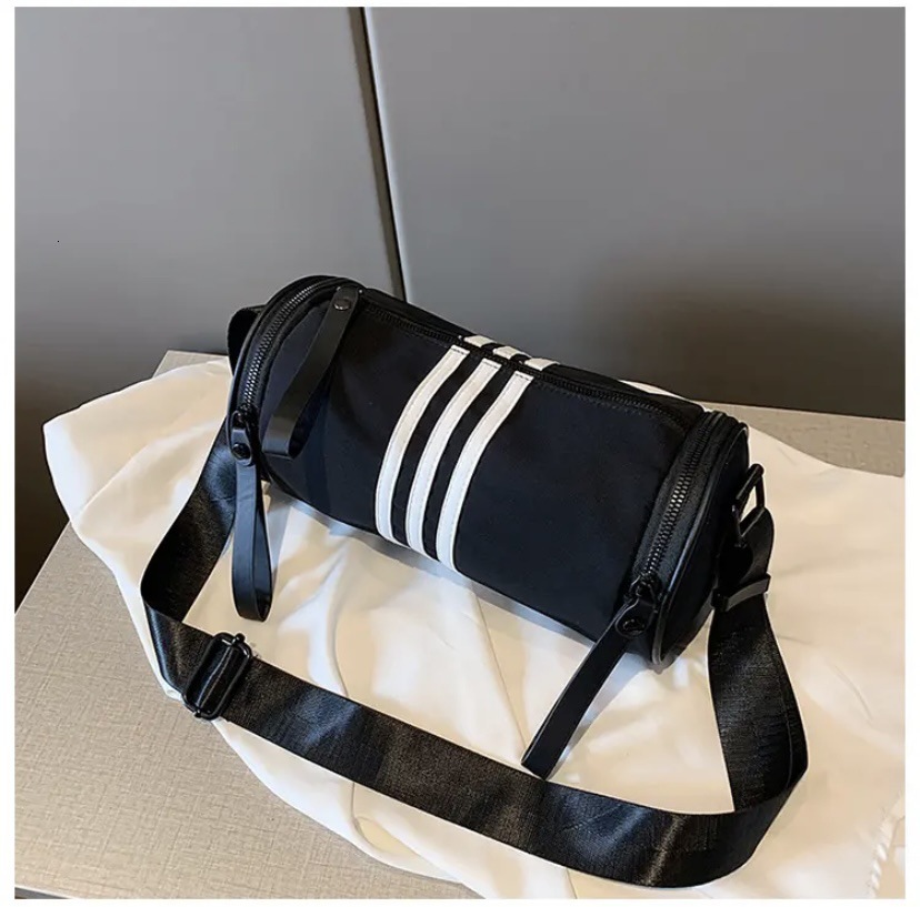2025S designer Oxford cloth women large capacity new casual versatile broadband shoulder crossbody high-end cylindrical armpit bag