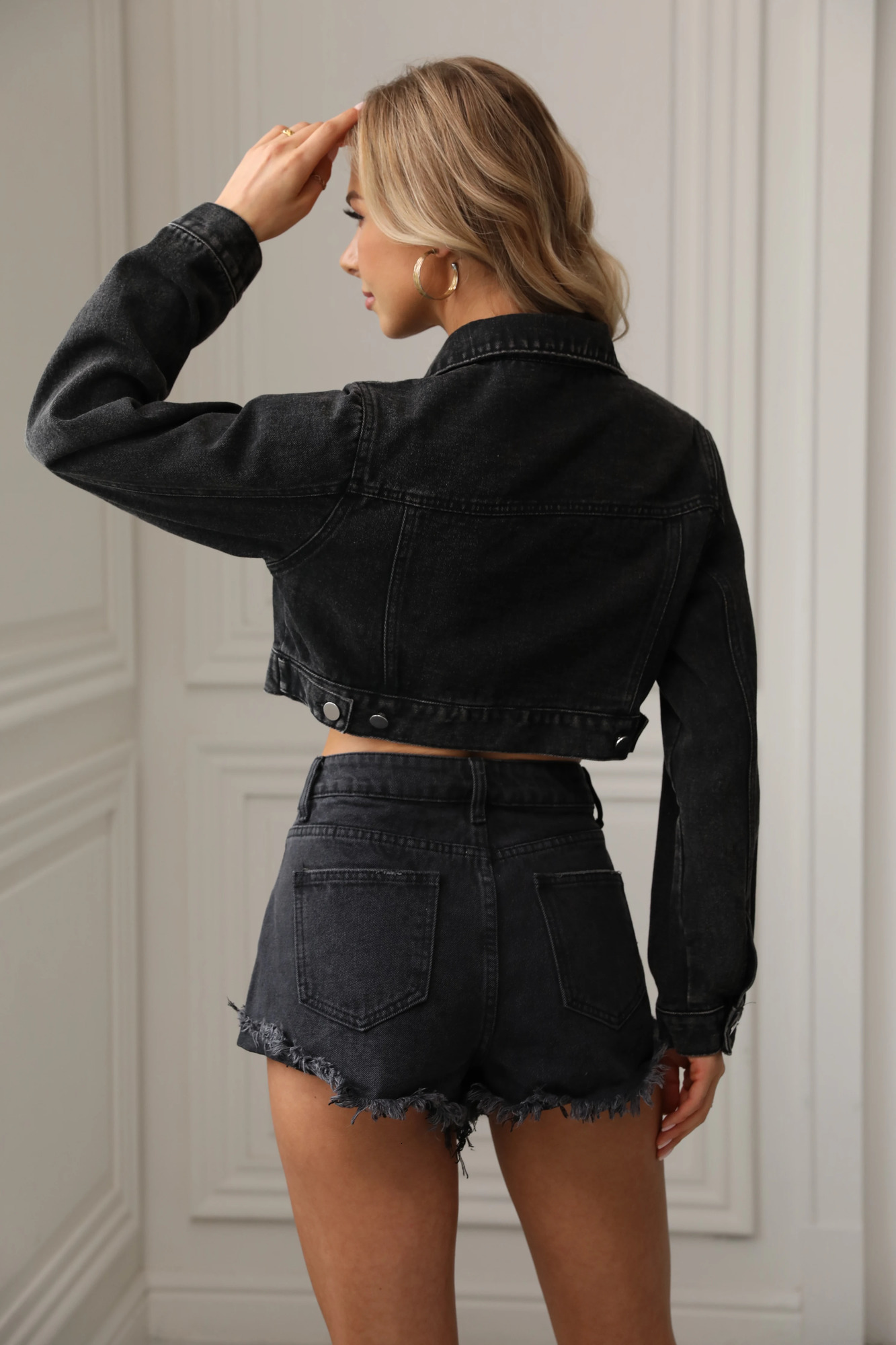 Women Cropped Jean Jacket Button Up Casual Ripped Frayed Washed Denim 250513Z